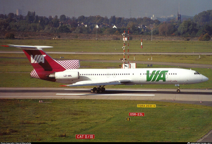 lz-mil-air-via-tupolev-tu-154m_PlanespottersNet_1275070_851cdcbe2a_o