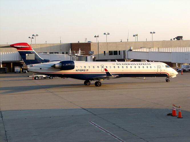 us-airways-crj700