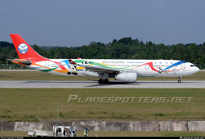 b-5945-sichuan-airlines-airbus-a330-343_PlanespottersNet_1512861_22d5e94542_o