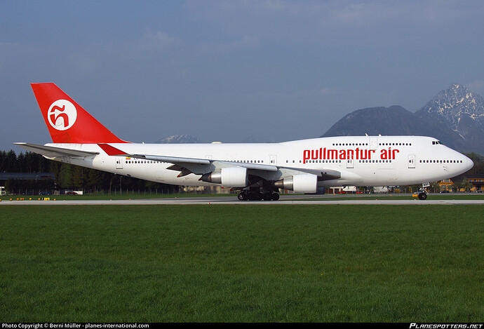 ec-kqc-pullmantur-air-boeing-747-412_PlanespottersNet_272487_c7c6ca3826_o