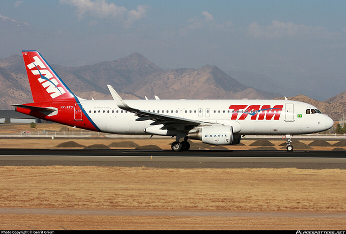 pr-tyg-tam-linhas-aereas-airbus-a320-214-wl_PlanespottersNet_818309_f964f5fe97_o