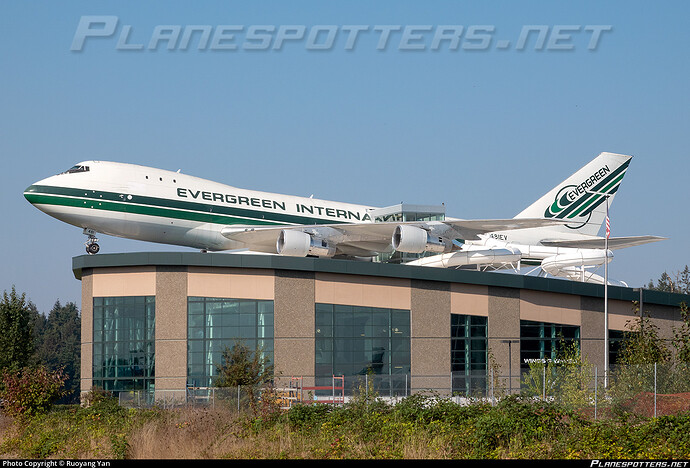 n481ev-evergreen-international-airlines-boeing-747-132-sf_PlanespottersNet_1332684_c5073bd572_o