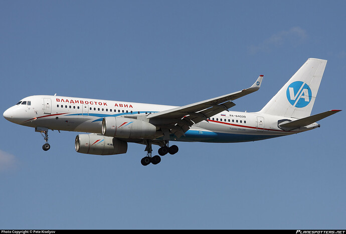 ra-64039-vladivostok-air-tupolev-tu-204-300_PlanespottersNet_756289_6f643dc03b_o