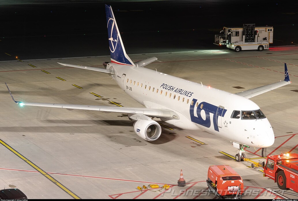 E75L/E75S - Embraer E175 (long & short wing) - Airplane Suggestions ...