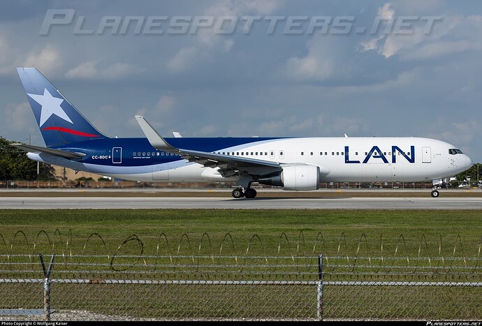 cc-bdc-lan-airlines-boeing-767-316er-wl_PlanespottersNet_1510820_4c1c309ed9_o