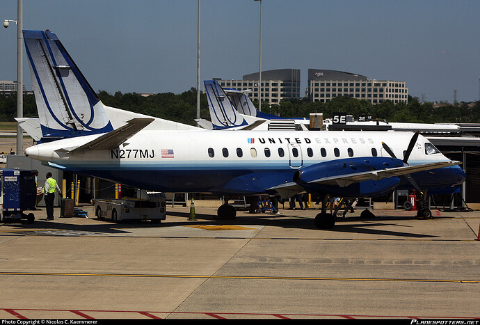 n277mj-united-express-saab-340b_PlanespottersNet_220926_8ae794138a_o