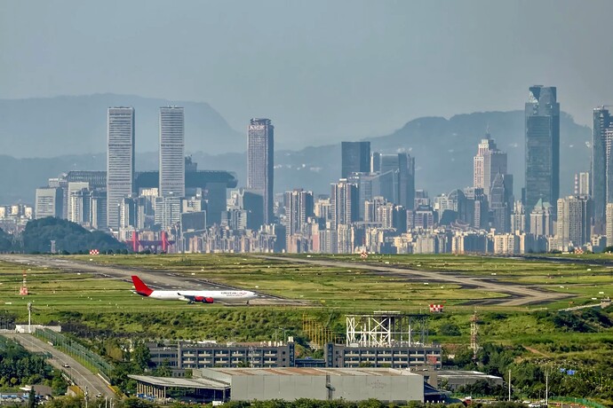 超长焦镜头下的江北机场与渝中半岛_1_风哥_来自小红书网页版