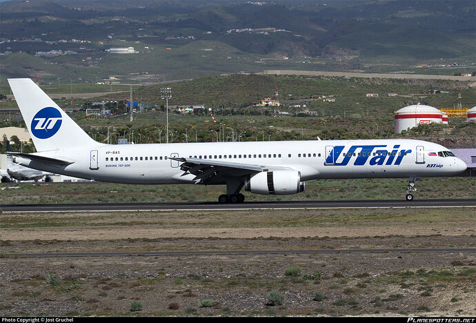 vp-bas-utair-aviation-boeing-757-28a_PlanespottersNet_449417_73ac0ffb0a_o