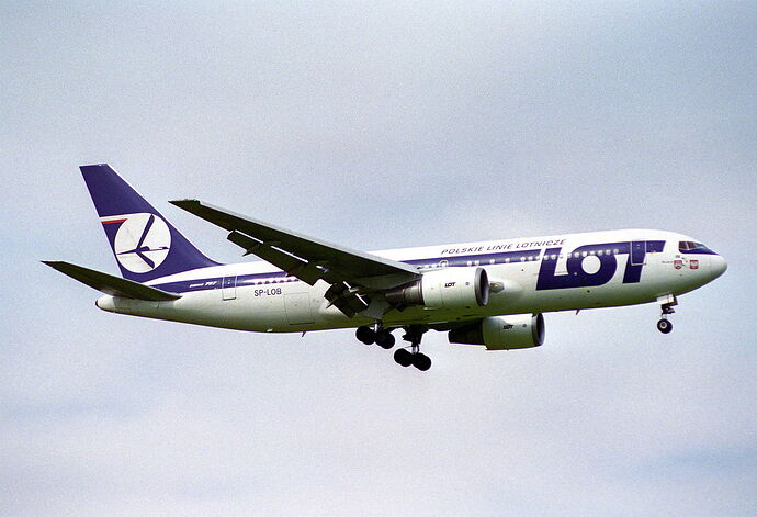 1280px-LOT_Polish_Airlines_Boeing_767-200;SP-LOB@ZRH;11.05.1997(4848440276)