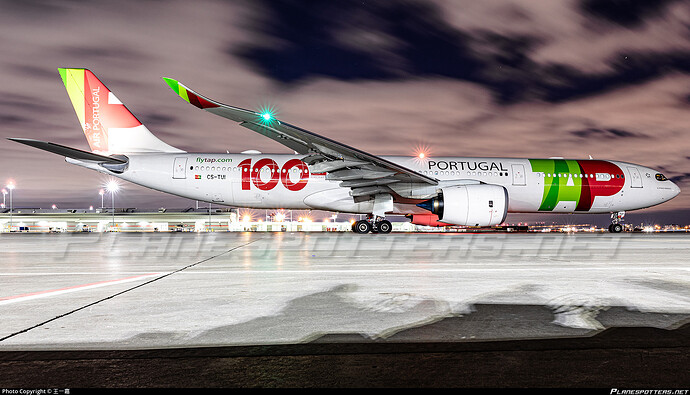 https://www.planespotters.net/photo/1049162/cs-tui-tap-air-portugal-airbus-a330-941