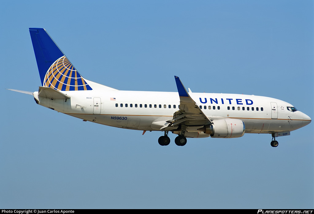 n59630-united-airlines-boeing-737-524-wl_PlanespottersNet_300846_b4a9ed7f90_o