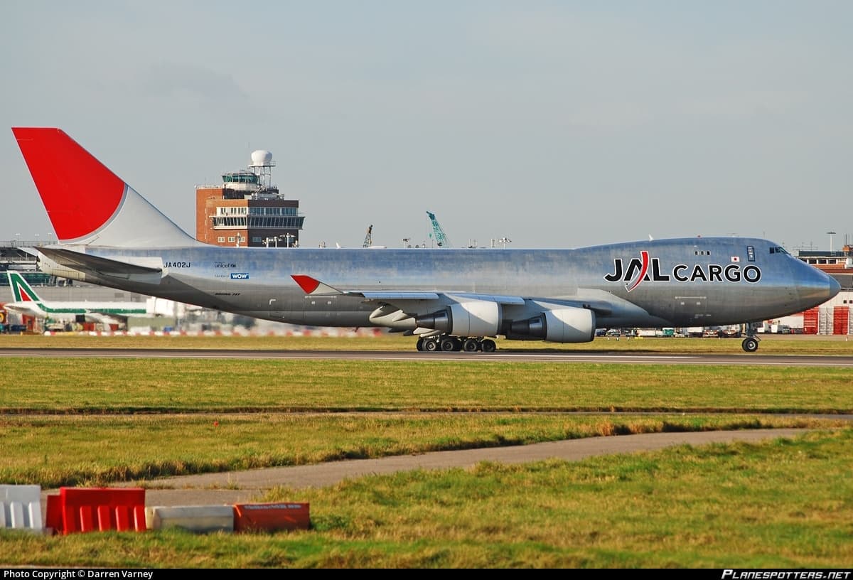 Herpa 1/500 Jal Japan airlines Cargo B747-400f Polished with stand VERY Herpa 1/500 Jal Japan airlines Cargo B747-400f Polished with stand VERY