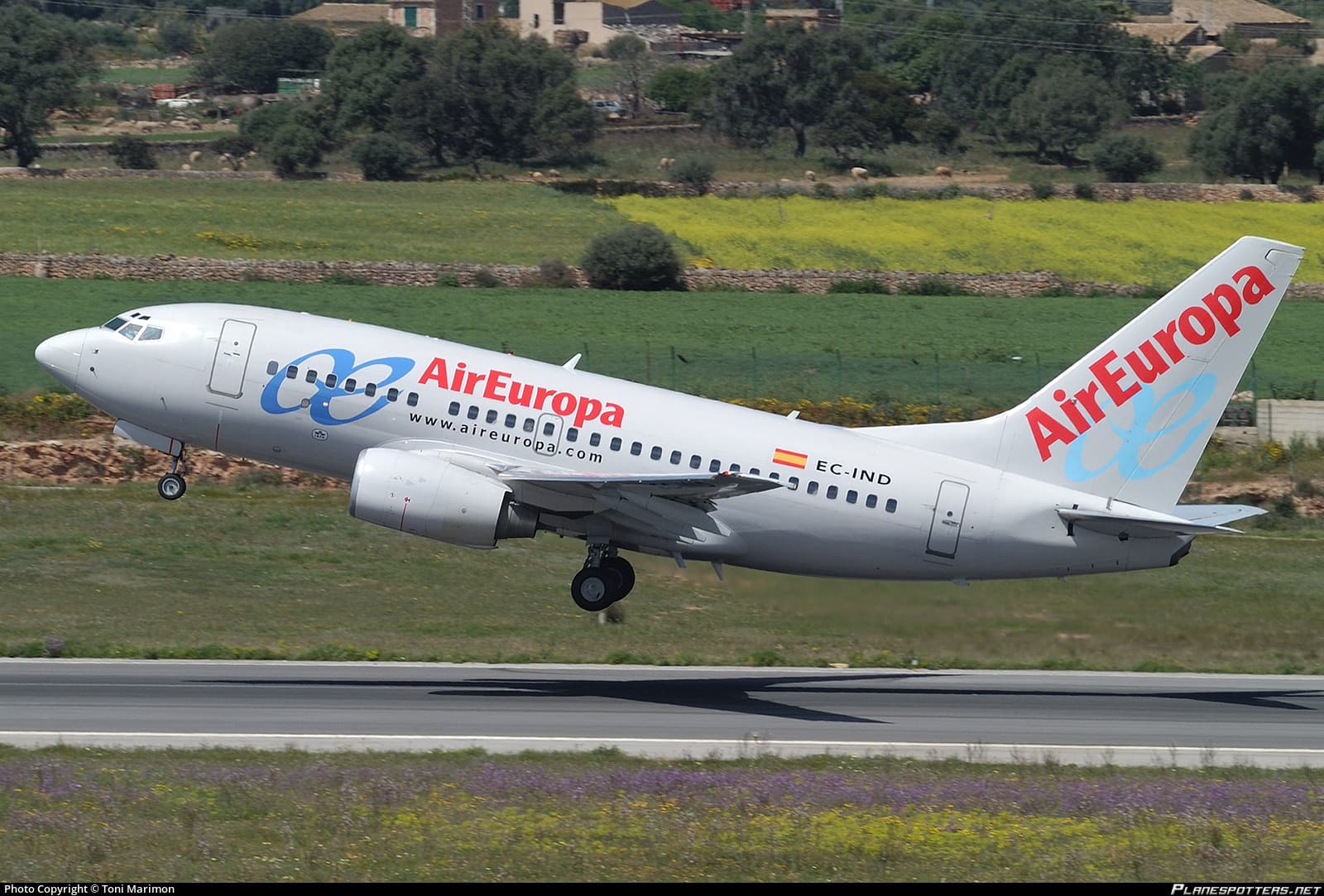 ec-ind-air-europa-boeing-737-683_PlanespottersNet_1547834_215b4e054f_o